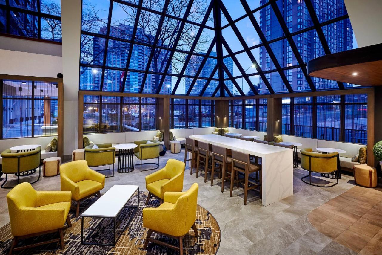 Delta Hotels By Marriott Toronto Мисисага Екстериор снимка
